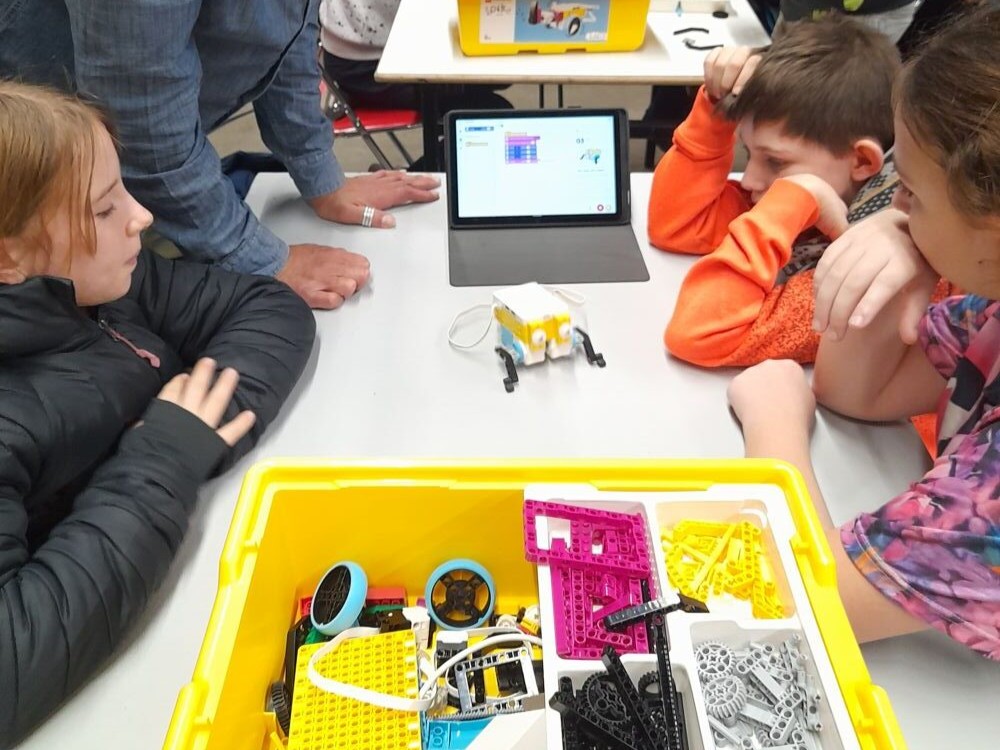 Festival des Métiers Techniques 2024 : sensibiliser les jeunes aux métiers techniques et à l’intelligence artificielle